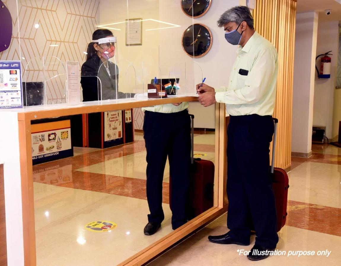 Oyo Flagship Santhi Grand Hotel Vijayawada Exterior photo